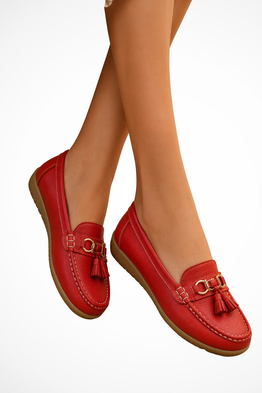 Women’s tassel leather loafer in red, slip-on with metal ring and tassel