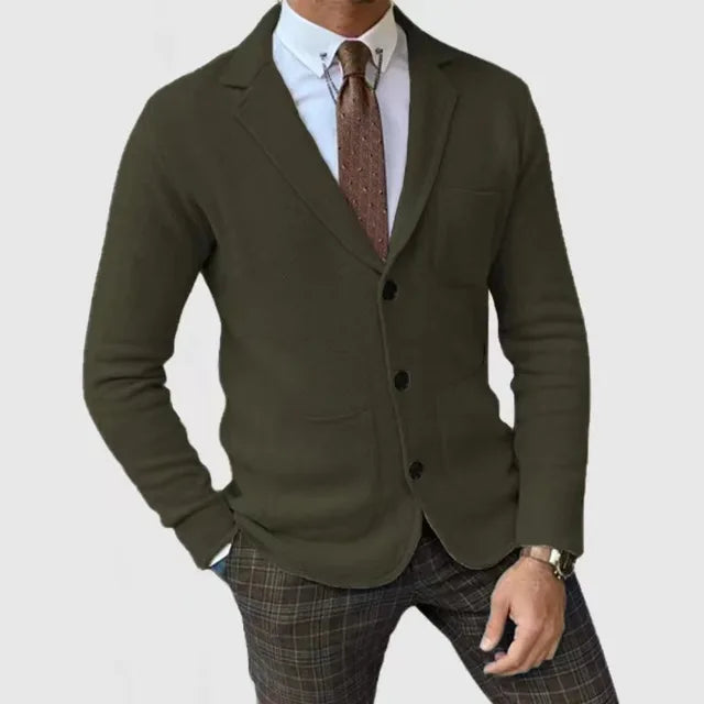 Men's dark green slim casual blazer with front buttons and two chest pockets