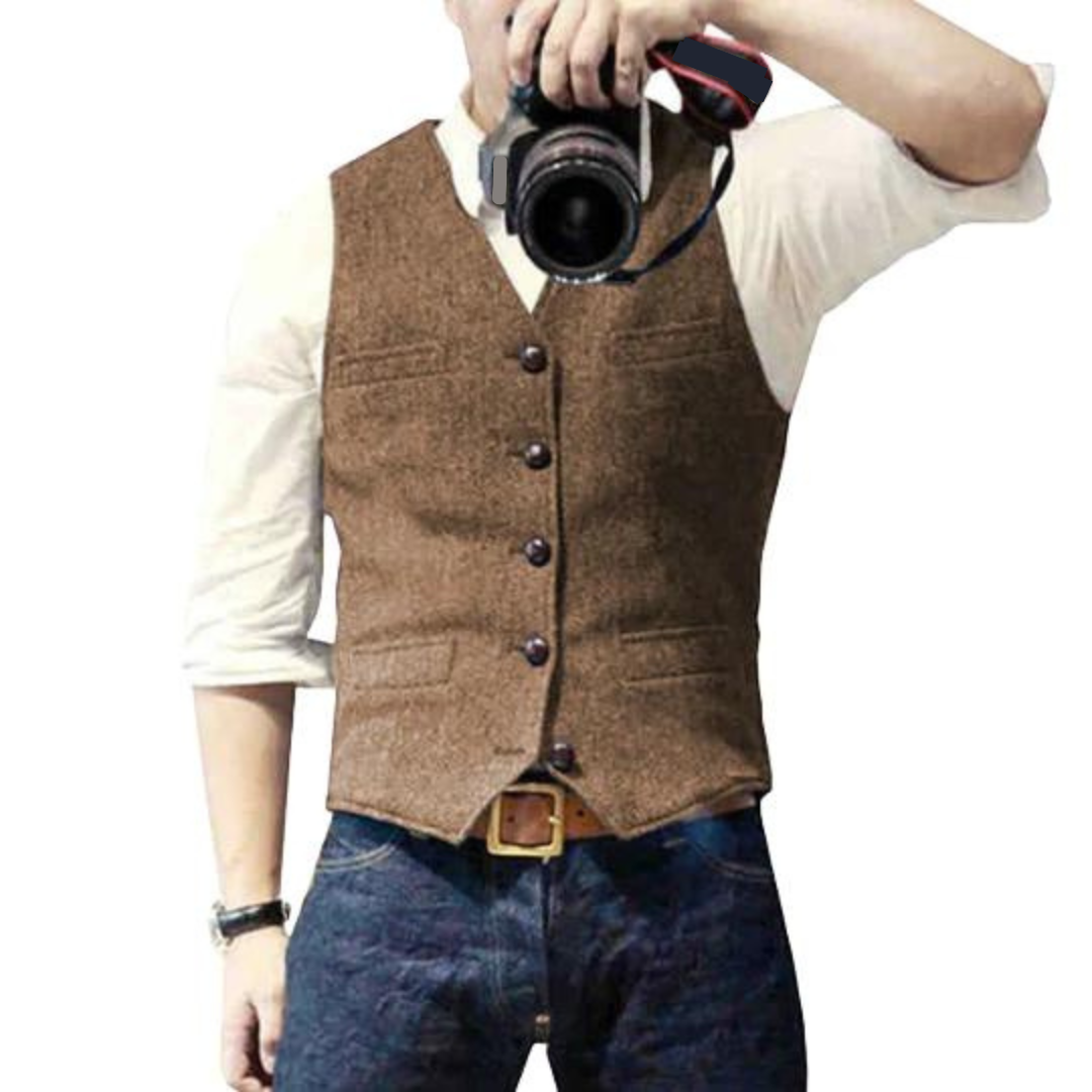 Men's elegant vest, brown sleeveless with button front and patch pockets