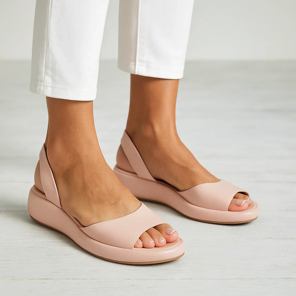 Women's slingback sandals, light pink open-toe slip-on with slingback strap.