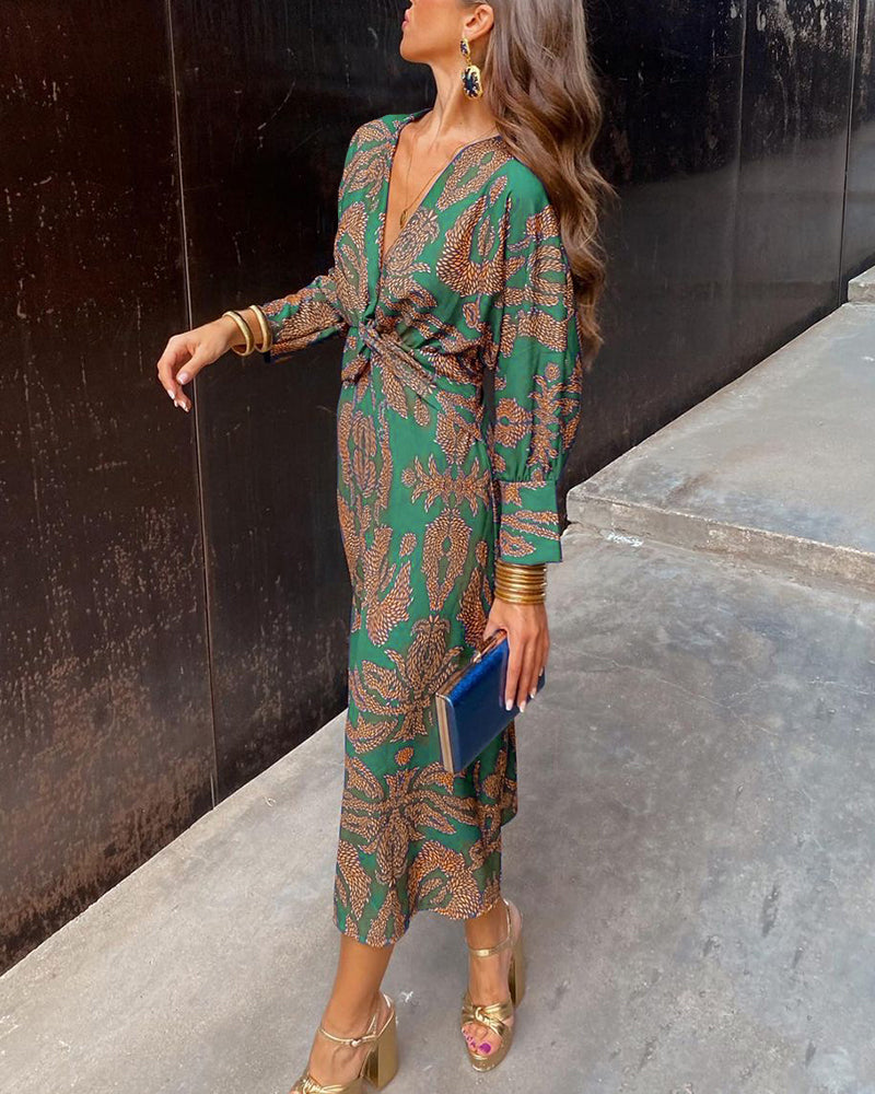 Green patterned silk-effect summer dress, V-neck tie waist, 3/4 sleeves