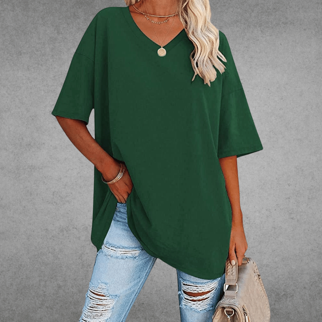 Women’s oversized V-neck T-shirt in dark green with short sleeves and relaxed fit