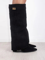 Knee-high flared shark boots in black suede, pointed toe, block heel, front buckle
