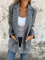 Checked blazer coat with notch lapels and long sleeves, black-gray plaid, open front