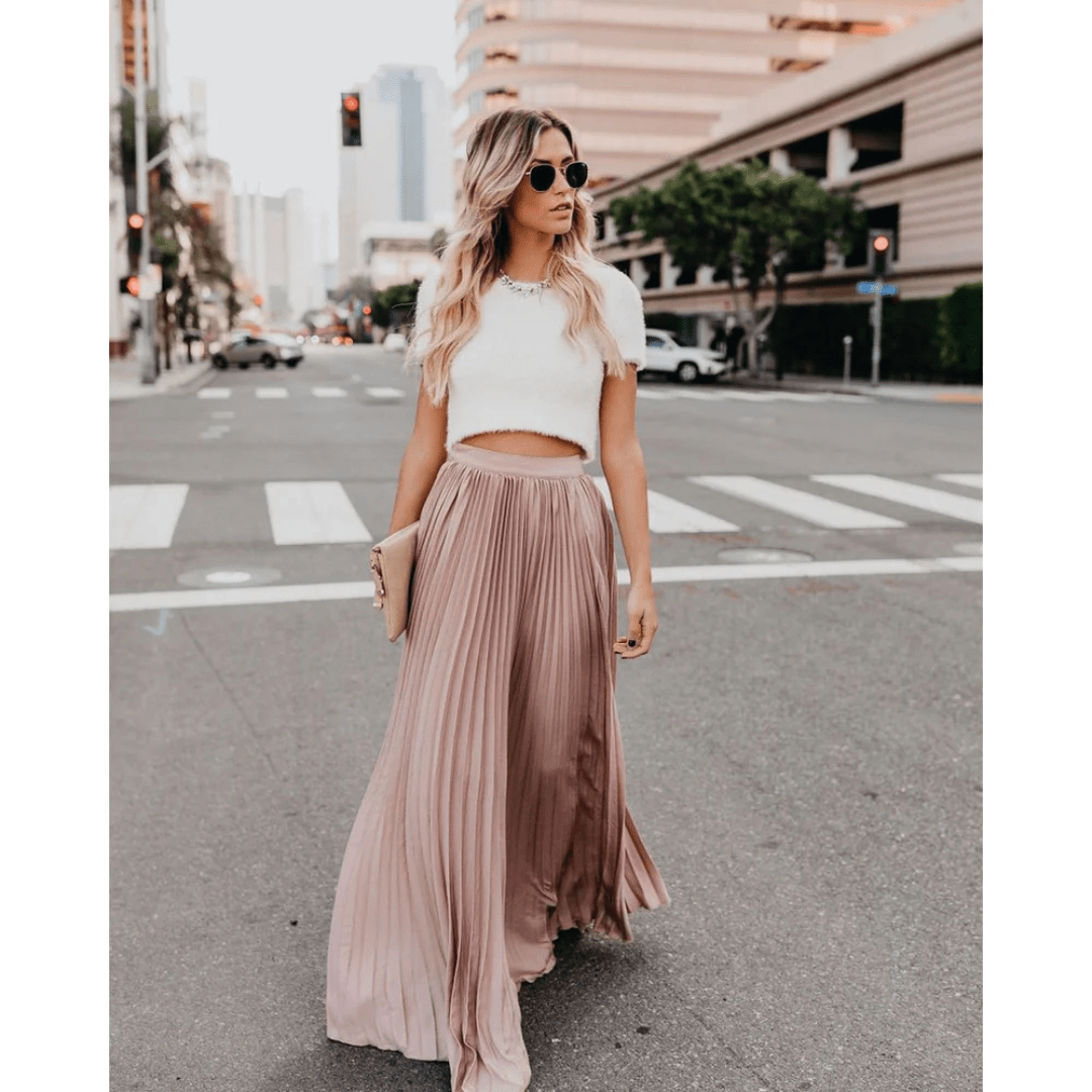 Women's pleated maxi skirt with elastic waistband, blush pink